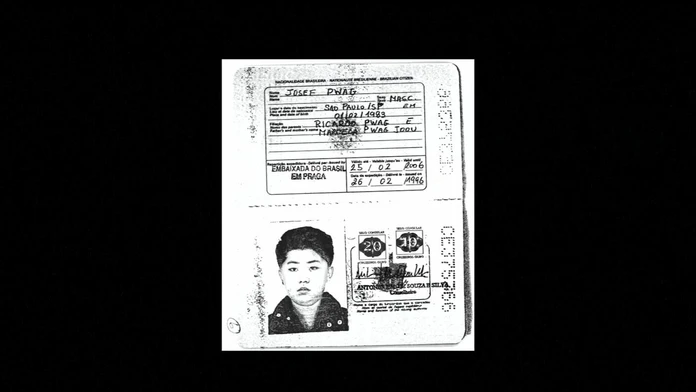 Cestovný doklad rovnakej krajiny Kim Čong-ila. 