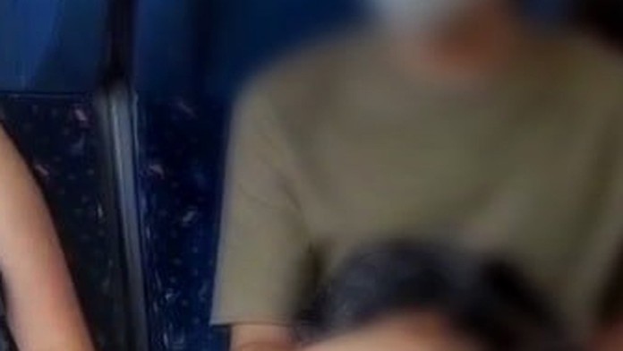 Lukáš masturboval na verejnosti, hrozia mu tri roky za mrežami.