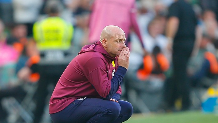 VIDEO: Dočasný tréner Anglicka zažil úspešnú premiéru. Pred zápasom sa však postaral o úsmevný moment