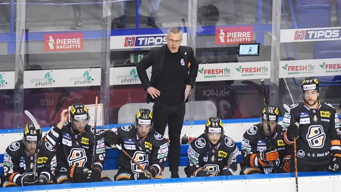 Spišská Nová Ves si upevnila náskok na čele, Slovan spadol takmer na dno. Trápia sa aj Košice