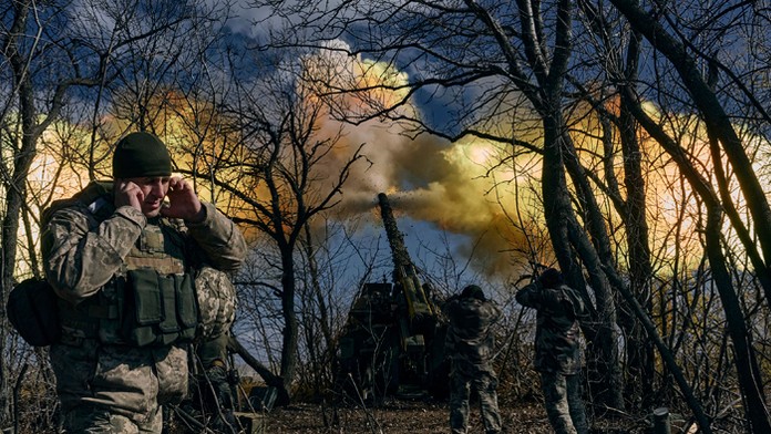 Vojaci bránia pozície pri Bachmute.