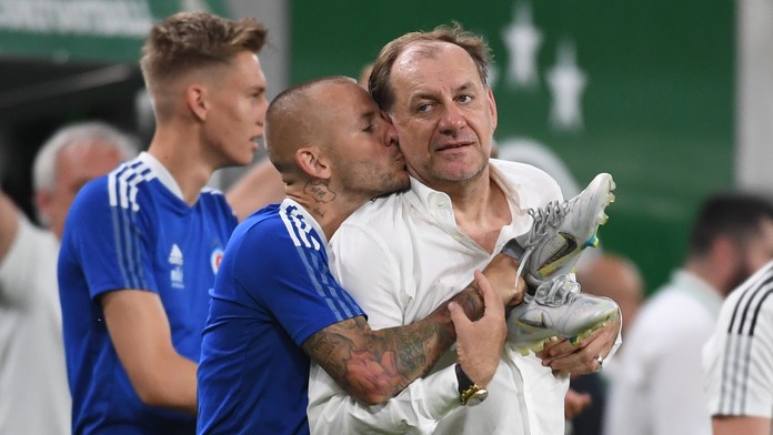 Ďalšia belasá radosť. Ivan Kmotrík prehovoril o budúcnosti Vladimíra Weissa mladšieho