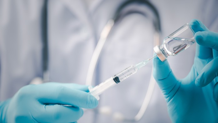 Dve muchy jednou ranou. Kombinovaná vakcína proti covidu a chrípke je pripravená na test