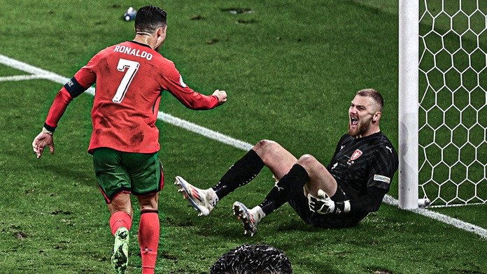 Gesto Cristiana Ronalda po víťaznom góle neostalo bez povšimnutia. Kritike sa nevyhol ani český hrdina