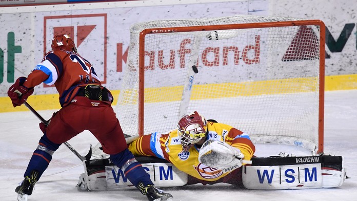 V Číne sa zrútilo stavenisko metra.