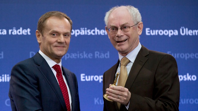 Nastupujúci predseda Európskej rady Donald Tusk a odchádzajúci Herman Van Rompuy