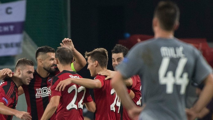 Futbalisti Trnavy oslavujú víťazstvo nad Anderlechtom Brusel.
