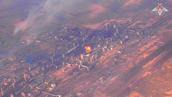 Letecký pohľad na koksovňu v Avdijivke