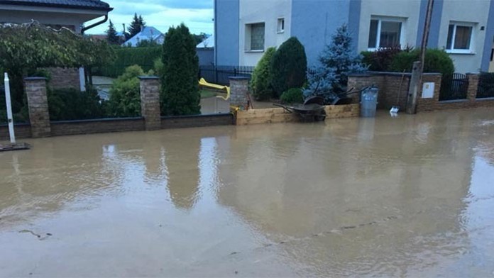 Krušovce pod vodou.