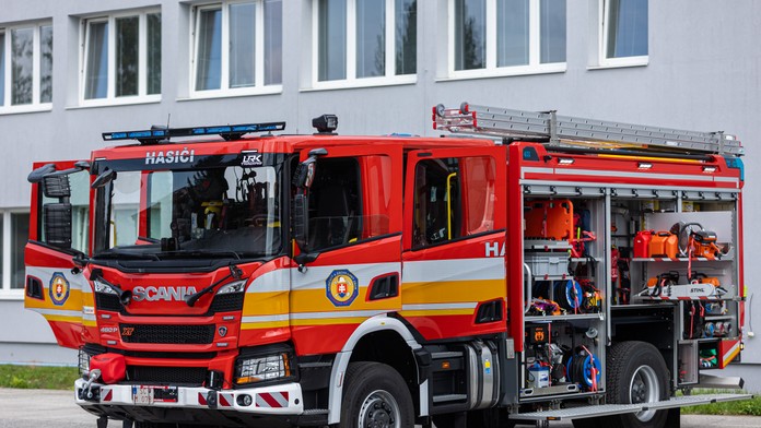 Zelené majáky pre časť šoférov na cestách? Lákalo by to špekulantov, varujú slovenskí hasiči