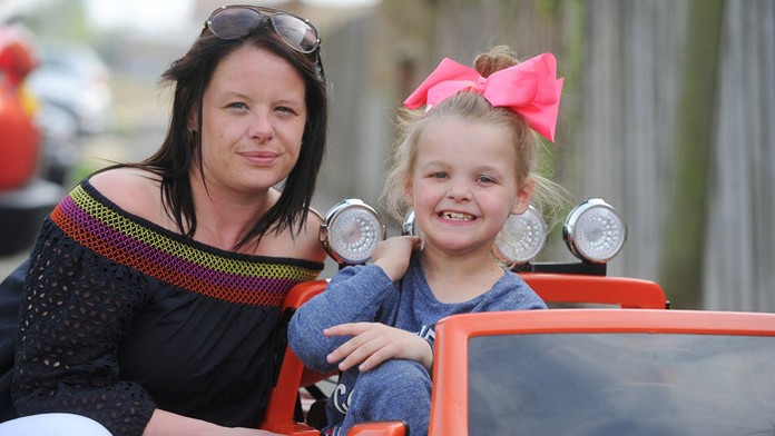 Lexi Grantová zo dňa na deň ochrnula. 