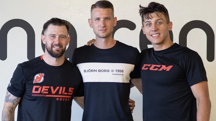 Pôsobil v USA, pomáha s prípravou popredným hokejistom: Regenda prišiel so špeciálnou požiadavkou, Slafkovský je ako Sagan