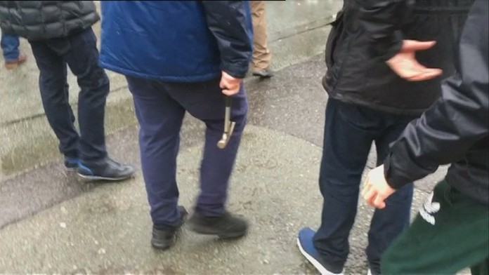 Rimania útočili aj kladivom.