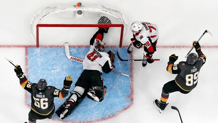 Hokejisti Ottawy Senators prehrali na ľade Vegasu Golden Knights.