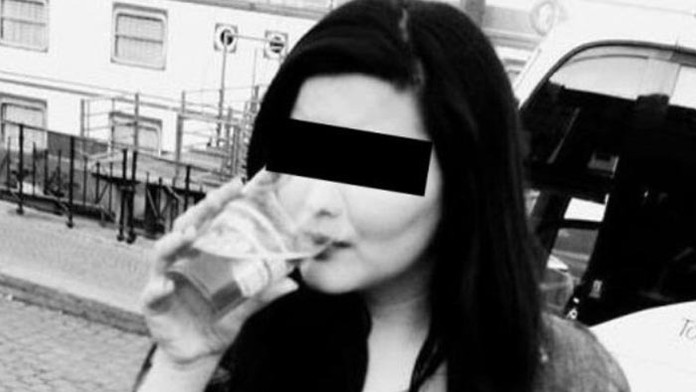 Katka sa nedokázala vyrovnať s krutou minulosťou. Spáchala samovraždu.