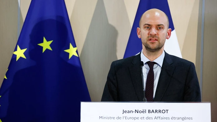 Éra práva silnejšieho je späť. Paríž varoval Trumpa pred snahami získať Grónsko