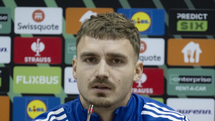 Učil sa od španielskej legendy, Weiss v ňom vidí Lobotku. Slovensku rastie nový generál stredu poľa