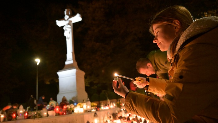 Meteorológovia zverejnili novú predpoveď na Dušičky. Hovoria o nádeji, že počasie môže priniesť zaujímavý obrat