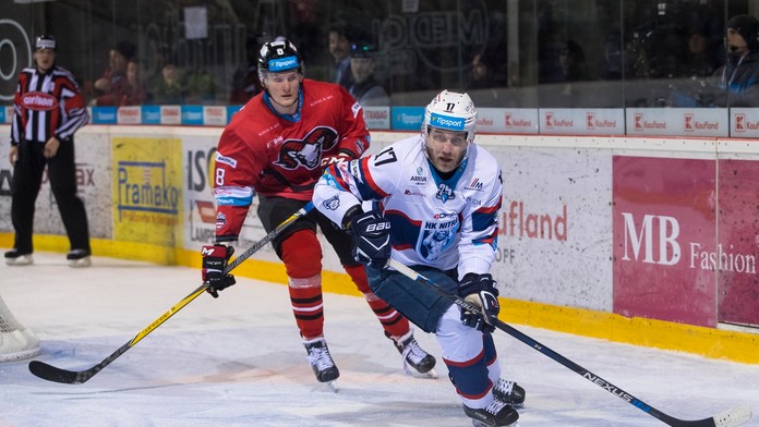 Na snímke zľava Pavol Skalický (Banská Bystrica) a Peter Ordzovenský (Nitra).