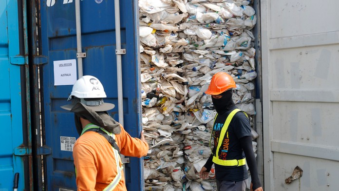 Býk sa pomstil toreádorovi.