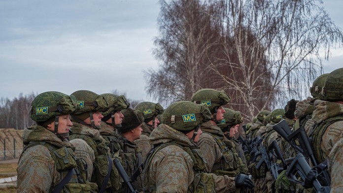 Rusko sa snaží preniknúť do kľúčového ukrajinského mesta. Pripravených je do 25-tisíc vojakov