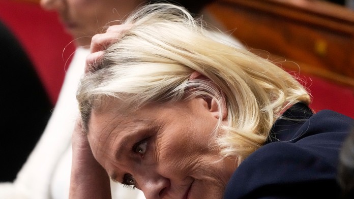 Na snímke líderka krajne pravicového Národného združenia (RN) Marine Le Penová.