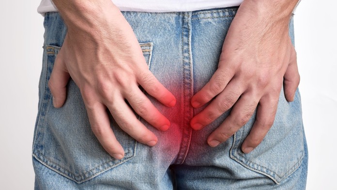 Hemoroidy a sedenie na toalete (ilustračná snímka)