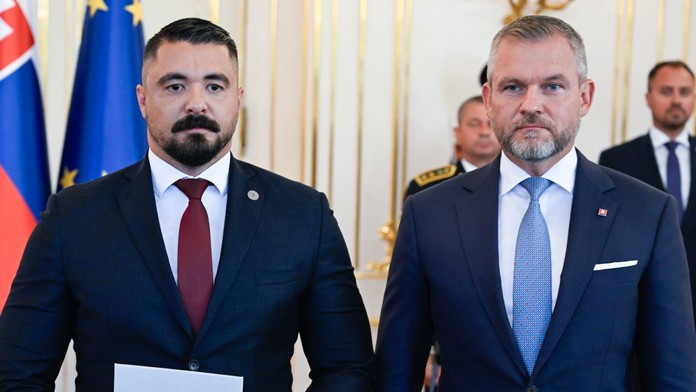 Peter Pellegrini sa stretol s Pavlom Gašparom. Tvrdí, že voči šéfovi SIS nemá nedôveru