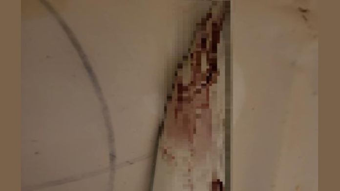 Nôž, s ktorým muž v obci Kuchyňa pobodal ženu.