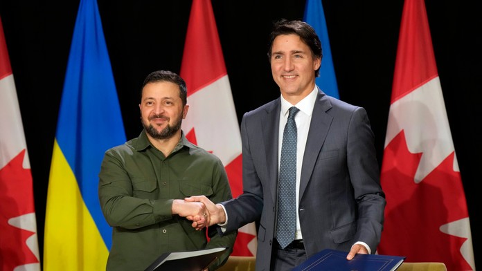 Zelenskyj dostal počas návštevy Kanady prisľúb pomoci za vyše 450 miliónov eur