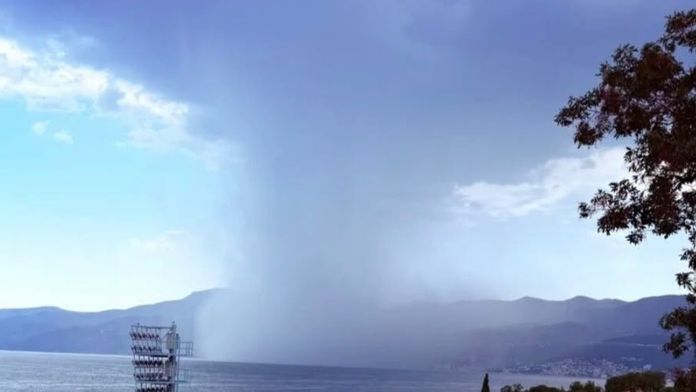 Ľudia na Jadrane neverili vlastným očiam. Vytvoril sa tam hrôzostrašný meteorologický jav