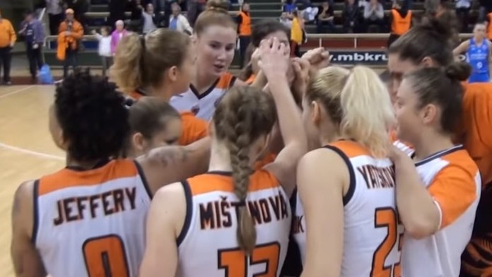 Juraj nás previedol kostymérňou Autoškoly