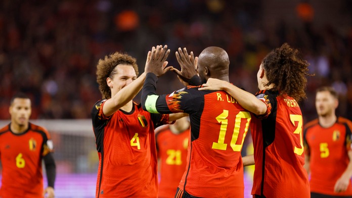 Štvorgólová šou Lukakua, suverénni Portugalci. Luxembursko sa vytrápilo v Lichtenštajnsku