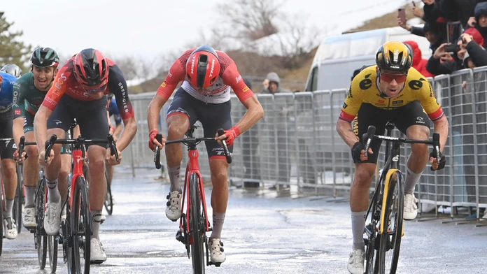 VIDEO: Najpomalší záverečný šprint v histórii? Sagan a spol. dnes čelili brutálnemu protivetru