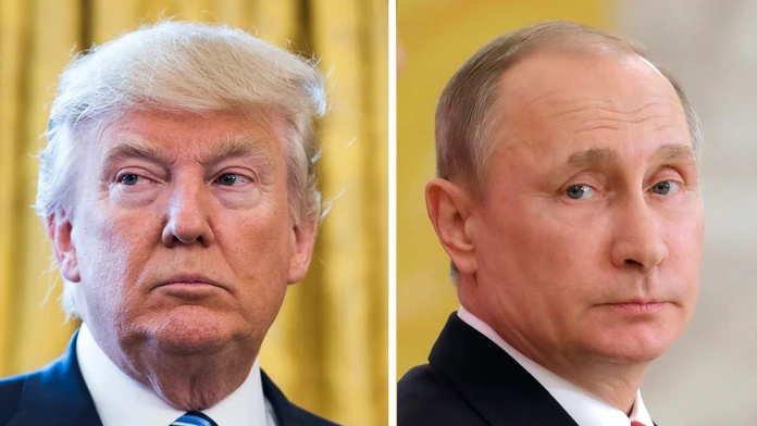 Trump tvrdí, že pohrozil Rusku útokom na Moskvu. Prezradil, ako na to reagoval Putin