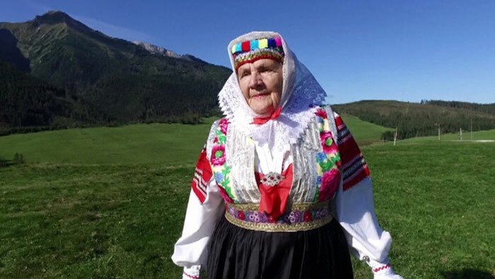 Ján Tribula v Tatrách s čipernou babičkou Ruženou