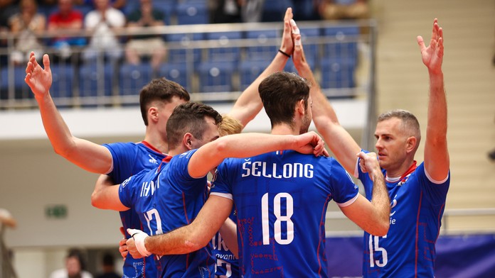 Slovenskí volejbalisti si zabezpečili miestenku na majstrovstvá Európy. V zápase roka zdolali Lotyšov