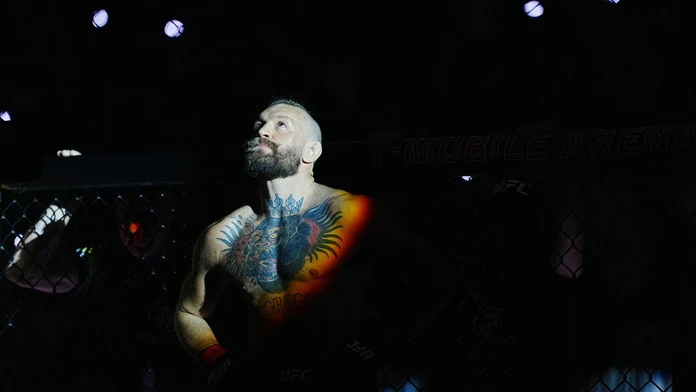Namiesto veľkolepého návratu prišlo obrovské sklamanie. McGregor sa zranil už po pár sekundách