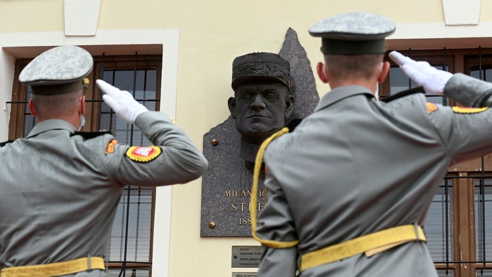 Dilara Aksüyek a Ceyhun Mengiroglu