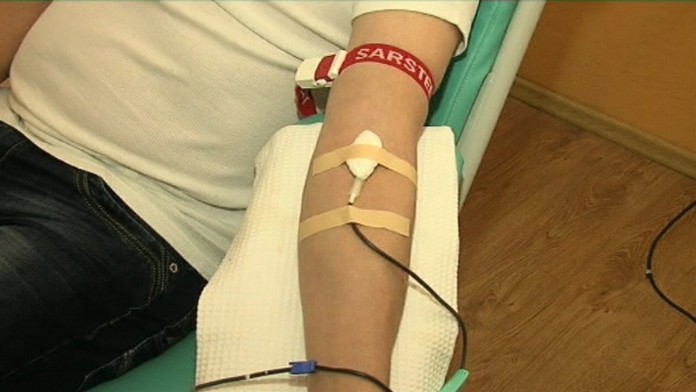 17 LV Odber krvi pre dievcatko.transferweb_jpg_bez_watermarku_1.jpg