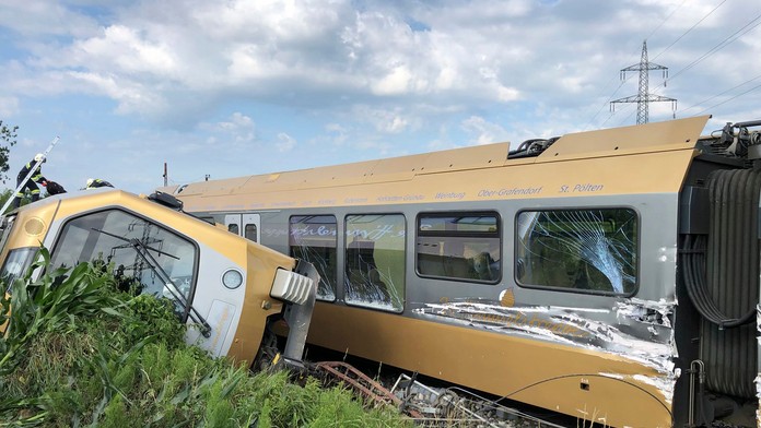 Vykoľajený vlak v Rakúsku