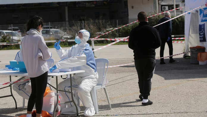 Terezin otec ju od spevu odhováral. Porotcovia mu nahrali odkaz.mp4