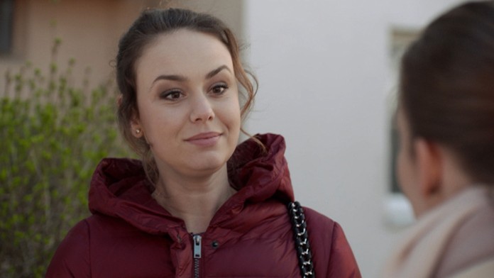 Dominika Kavaschová ako Sisa