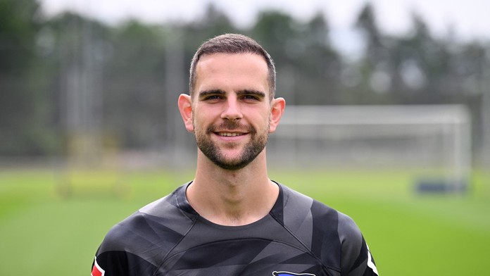 Spoluhráčovi Petra Pekaríka hrozí päť rokov. Na sústredení mal dokopať Rakúšana