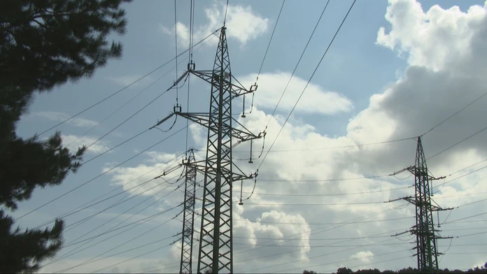 Kde na Slovensku najčastejšie vypadáva elektrina? Distribučky nám odhalili zaujímavé dáta