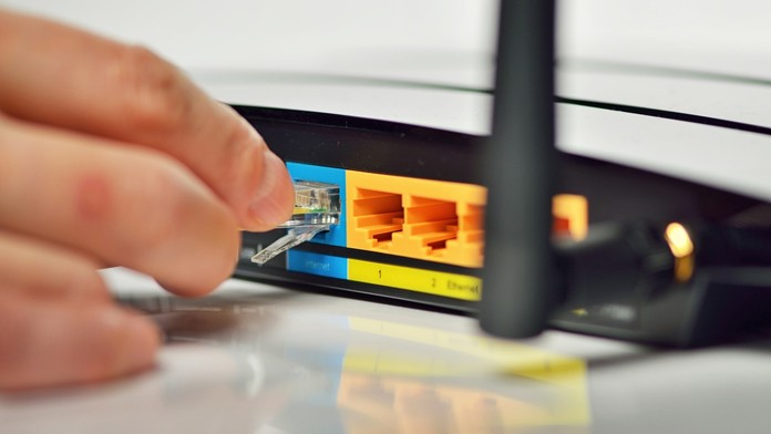 Na snímke je router 