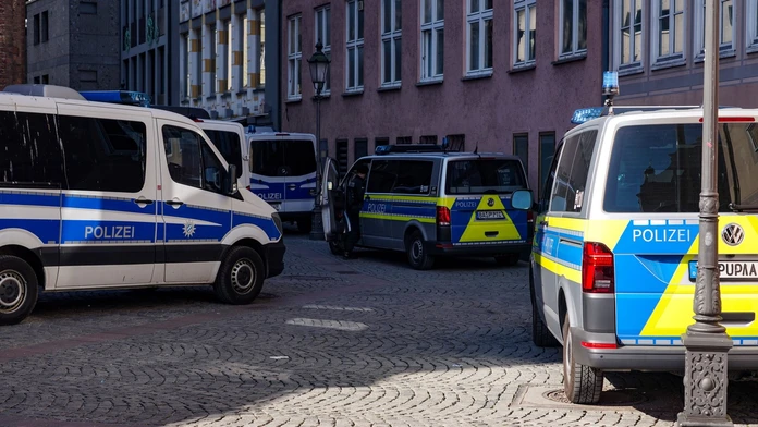Rusi vraj plánovali útoky na vlaky v Nemecku. Naverbovali na to Ukrajincov, píšu nemecké noviny