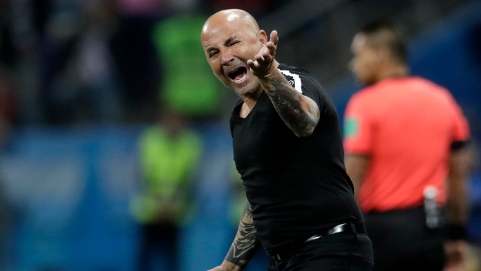 Argentínsky kouč Jorge Sampaoli počas zápasu proti Chorvátsku.