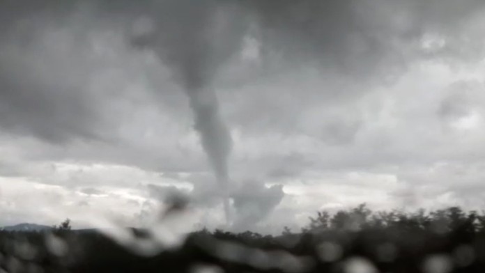 Potvrdené: Českom sa podľa expertov naozaj prehnalo tornádo