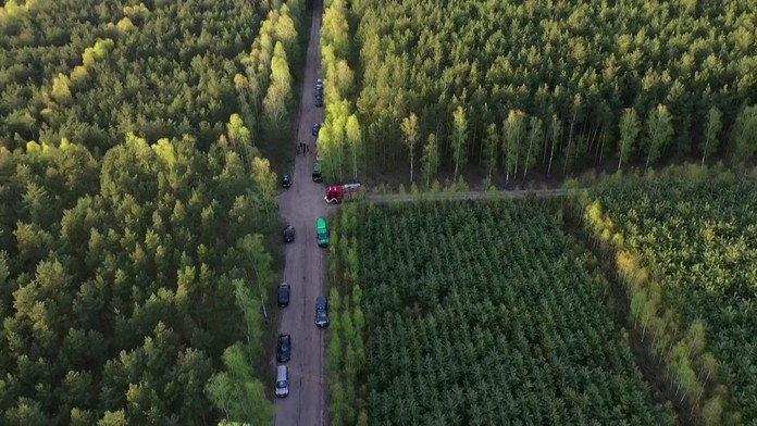 Poliaci už vedia, z akého vojenského zariadenia pochádzajú trosky, ktoré našli v lese pri Bydhošti